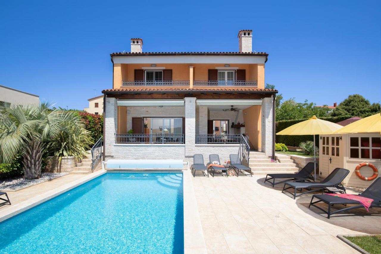 Villa Suprema Pomer Exterior foto